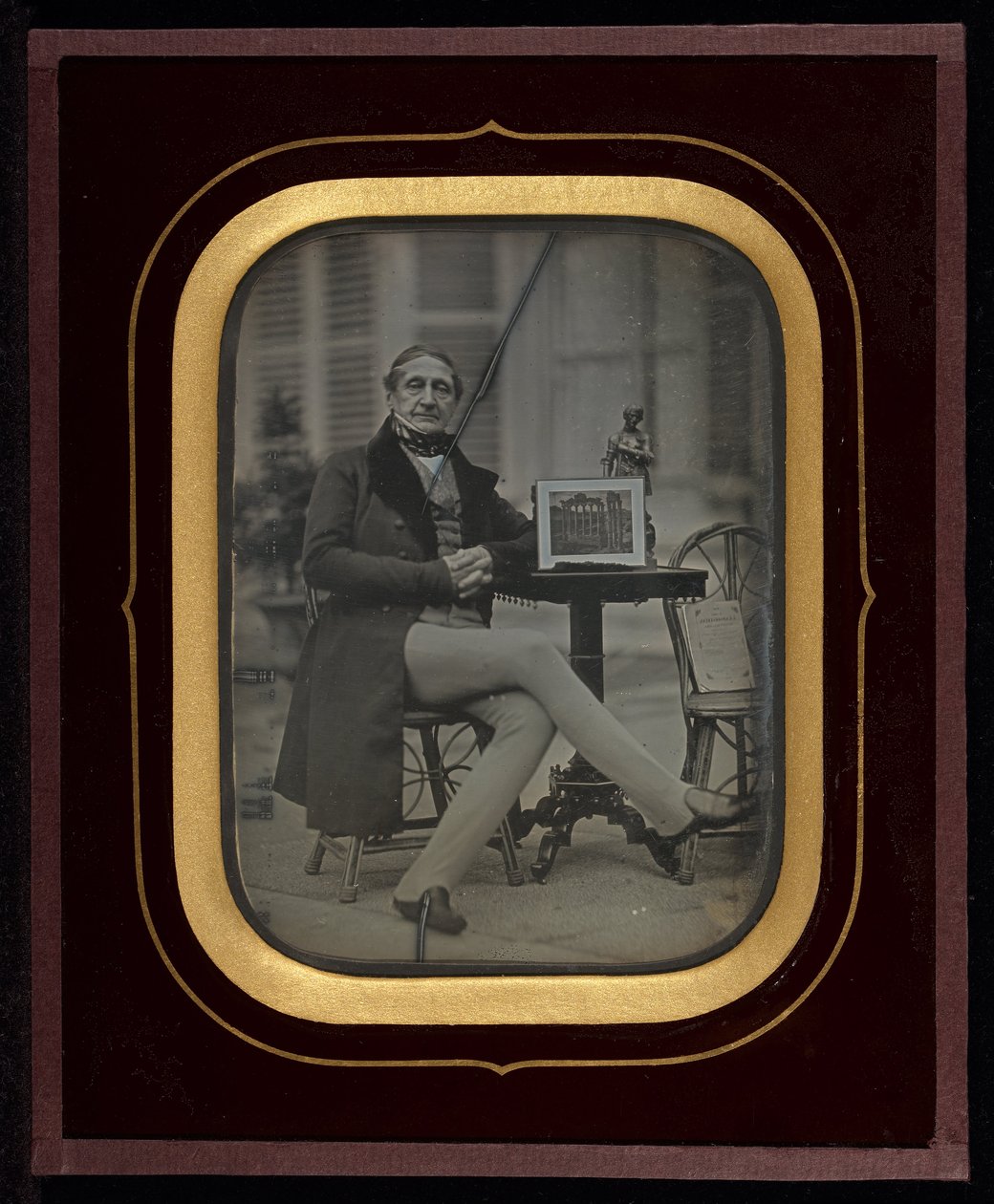 Selvportrett med Daguerreotype av Forum Romanum av Jean Gabriel Eynard