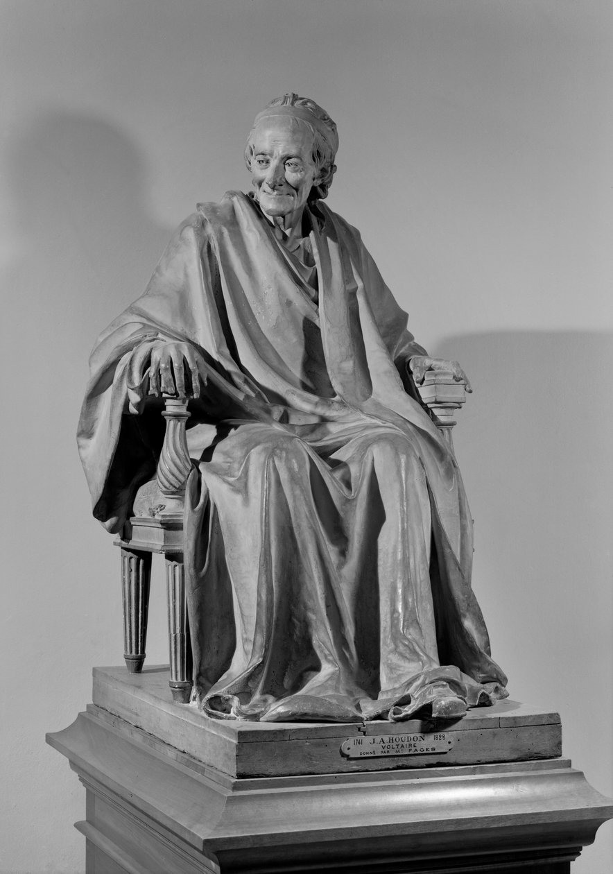 Sittende skulptur av Voltaire (1694-1778) av Jean Antoine Houdon
