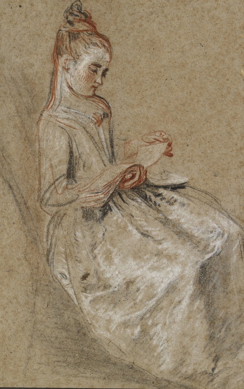 Jente sitter med en musikkbok på fanget (svart, rødt og hvitt kritt på brunt papir med grov tekstur) av Jean Antoine Watteau