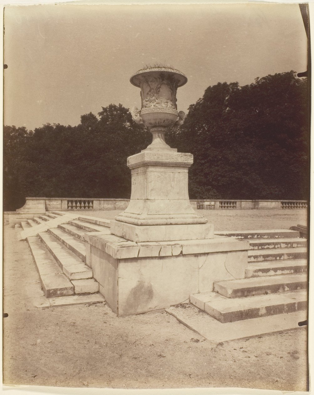  av Jean Eugène Auguste Atget