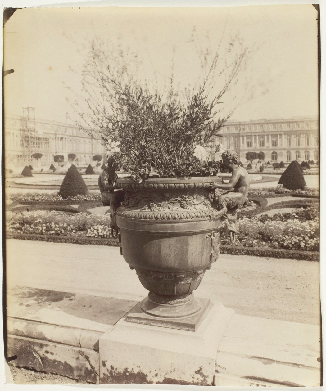  av Jean Eugène Auguste Atget