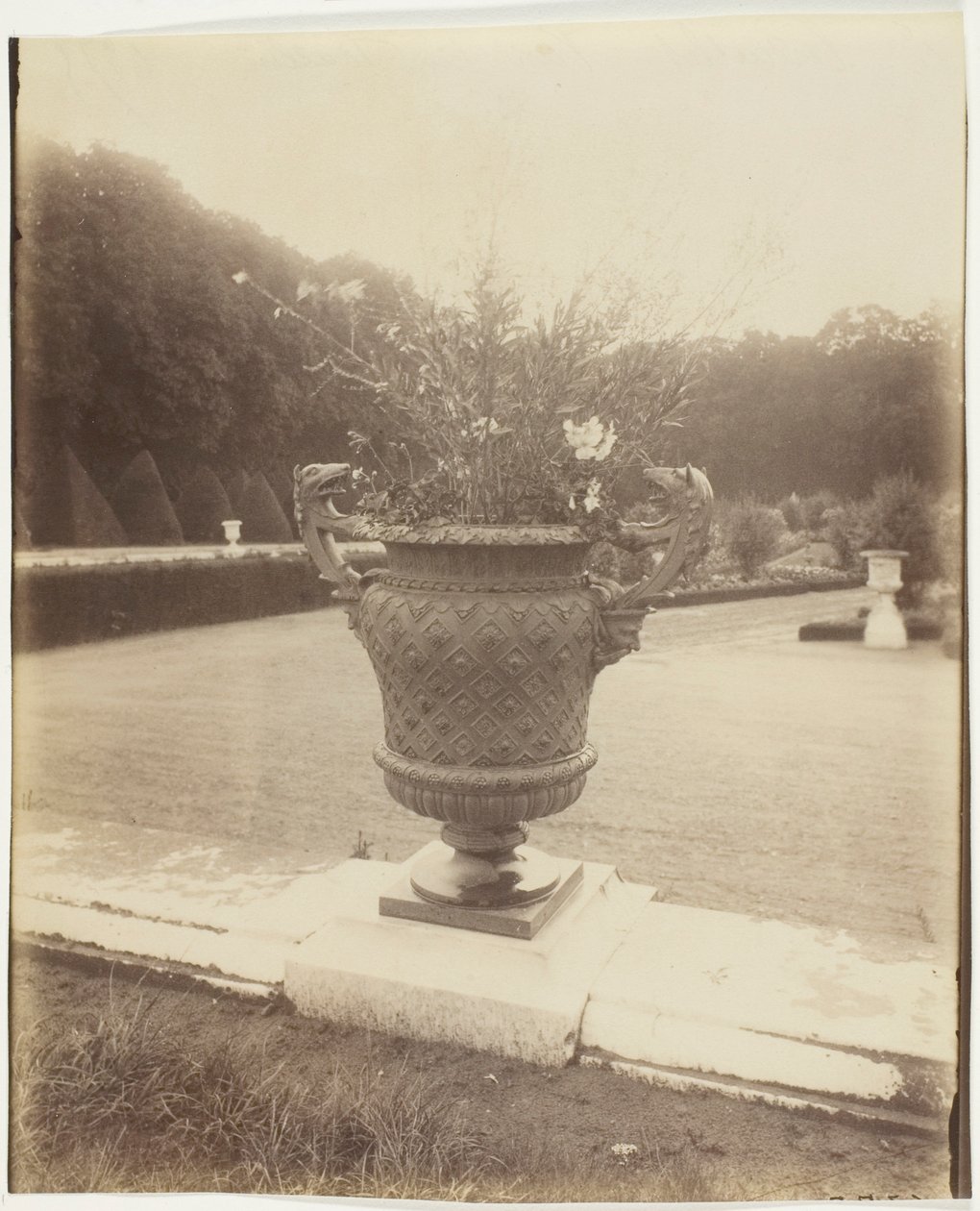 av Jean Eugène Auguste Atget