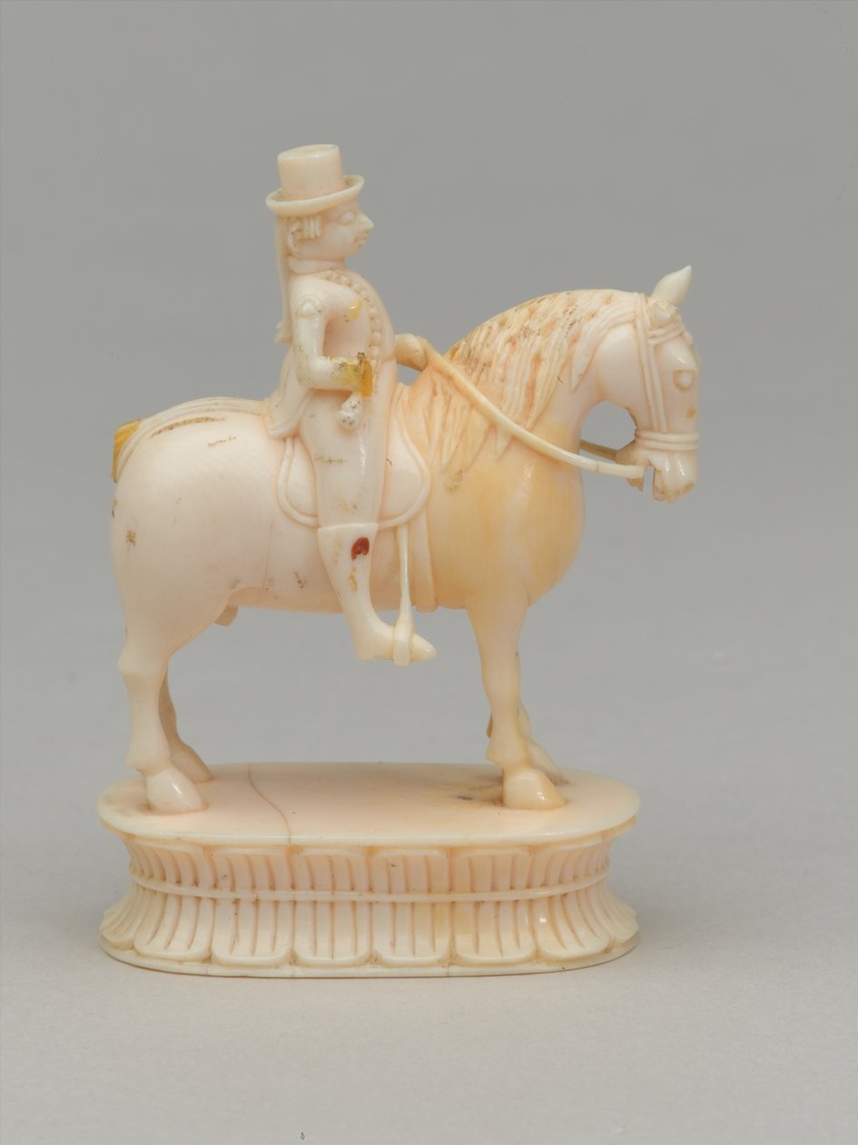 Hvit ridder, sjakkbrikke, India, 1820 ca av Jean Jacques Champin