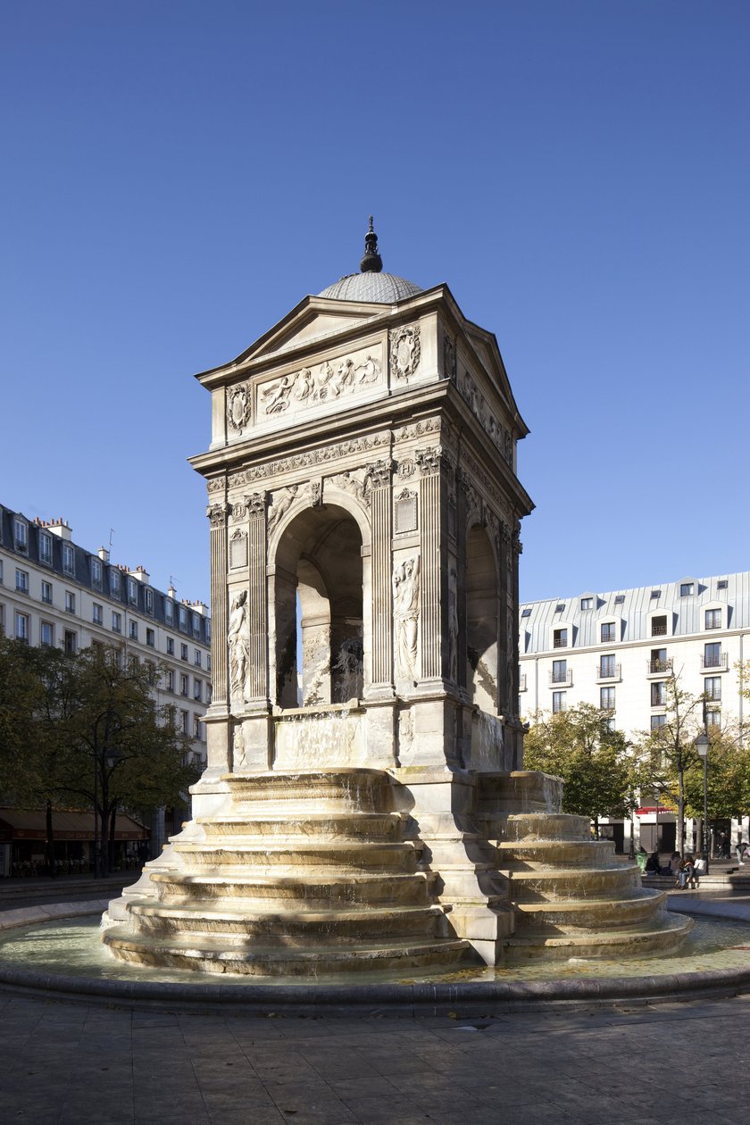 Utsikt over Fontaine des Innocents, i renessansestil, monumental fontene bygget i 1549 under Henry IIs regjeringstid (1519-1559) av Jean and Lescot Pierre Goujon