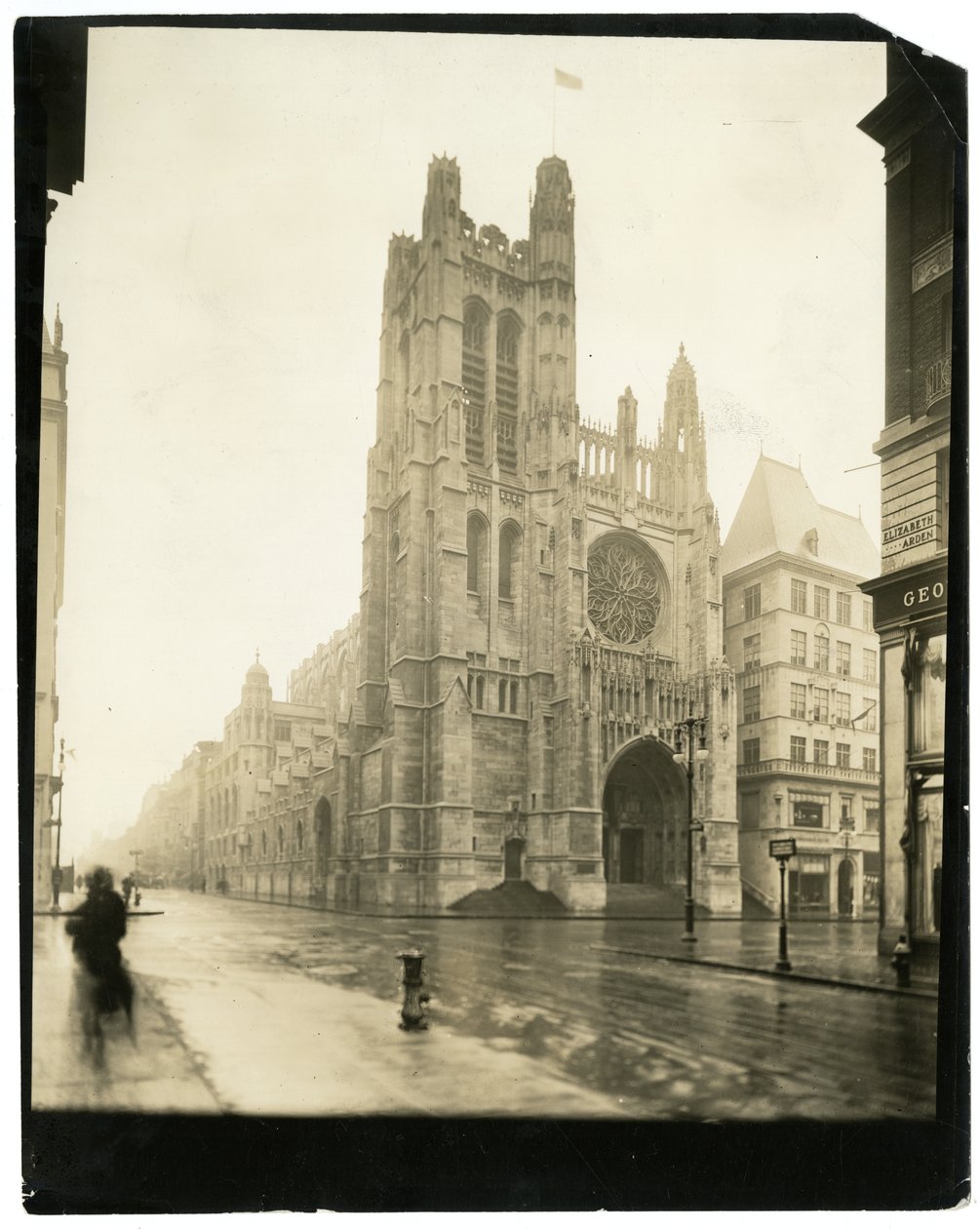 St Thomas Church, New York, USA, ca. 1905-40 (foto av gelatinsølv) av Jessie Tarbox Beals