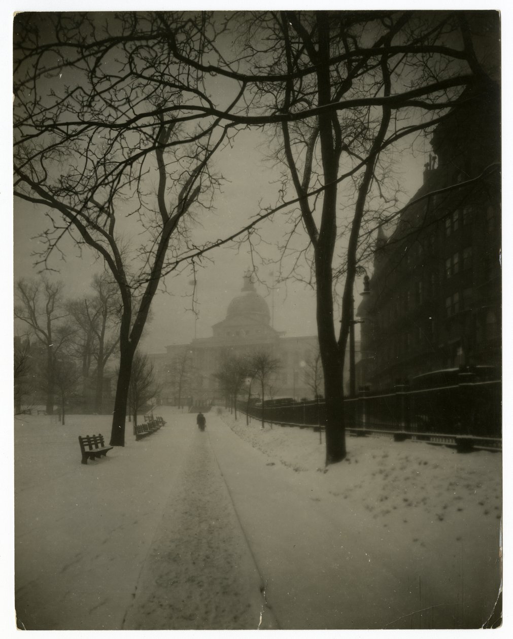 State House i Storm, Boston, USA, ca. 1902-10 (foto av gelatinsølv) av Jessie Tarbox Beals