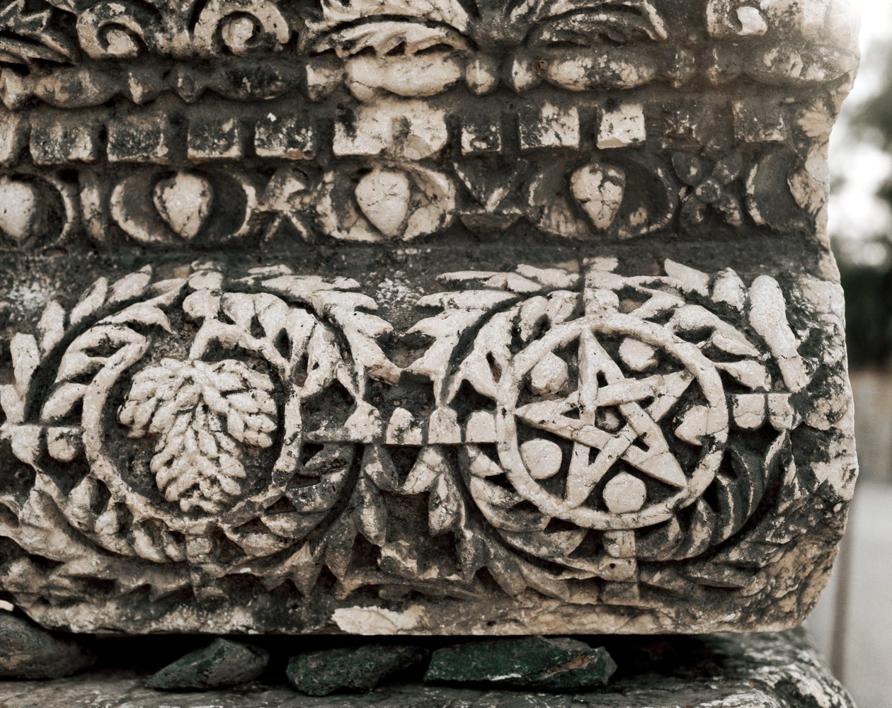 Detalj av hovedstaden som viser Davidsstjernen, 2.-3. århundre av Jewish School
