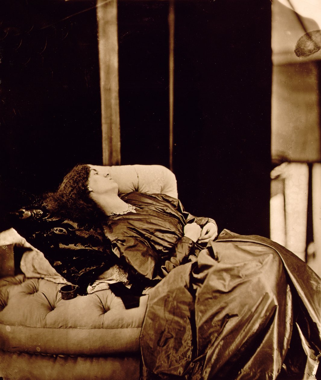 Portrett av Jane Morris (1839-1914) 1865 (albumtrykk) av John R. Parsons