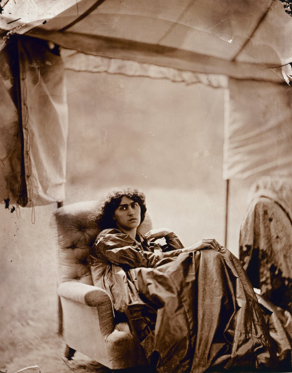 Portrett av Jane Morris (1839-1914) 1865 (albumtrykk) av John R. Parsons