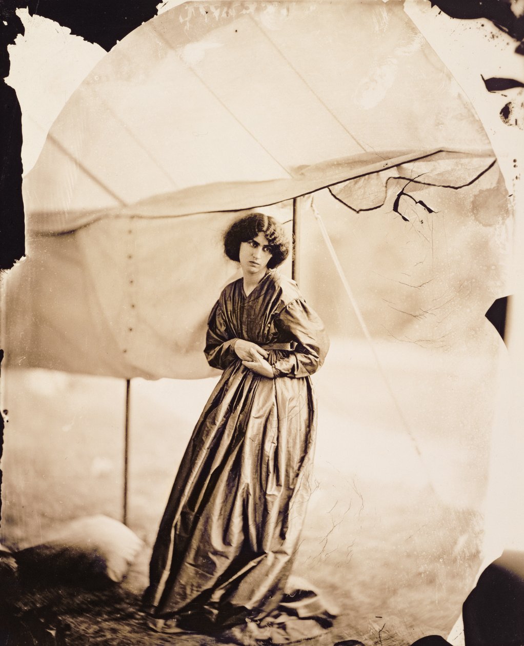 Portrett av Jane Morris (1839-1914) 1865 (albumtrykk) av John R. Parsons