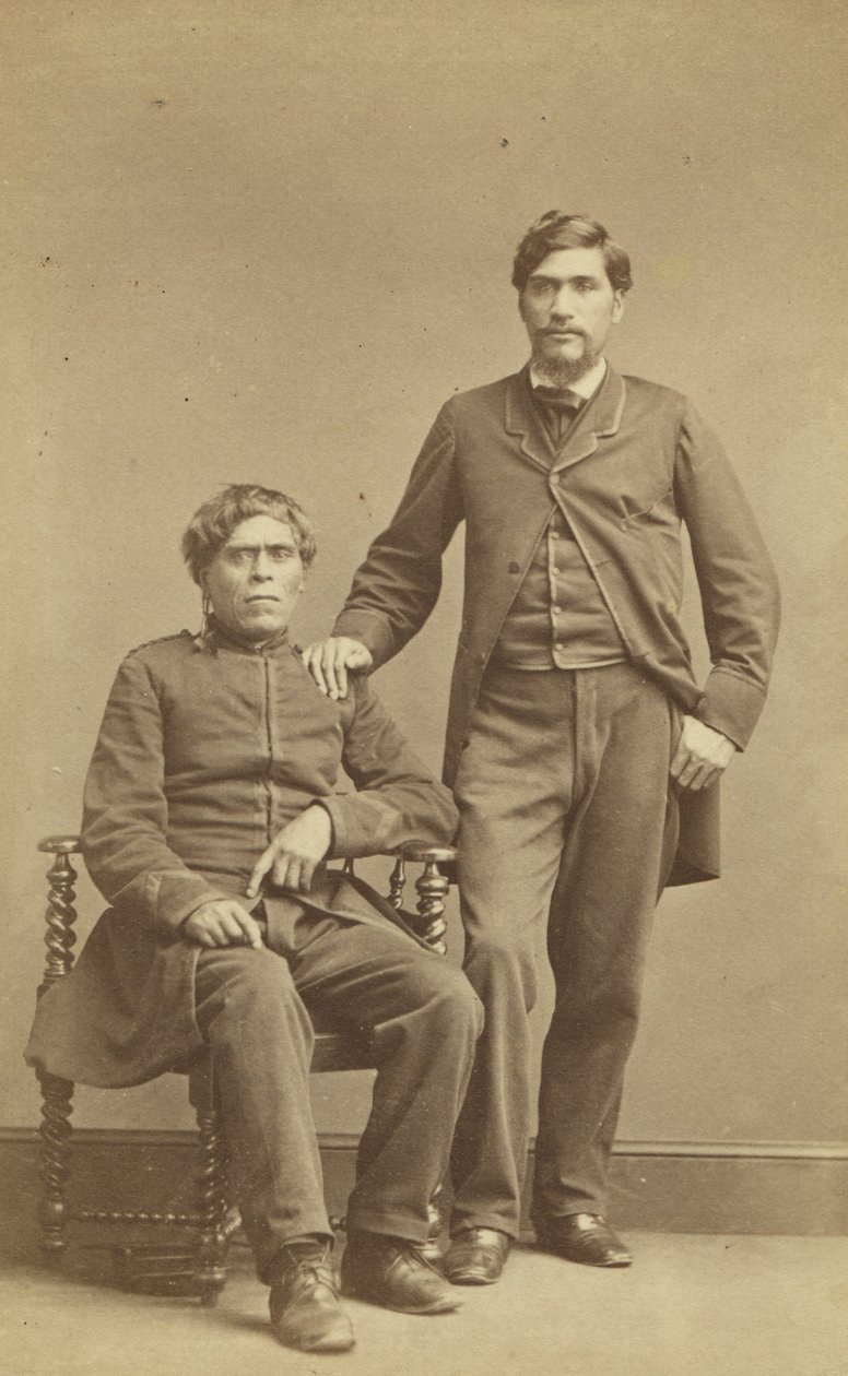 Wharepapa og Horomona Te Atua (Guden Salomon) ca. 1863 (albumtrykk) av John Beattie