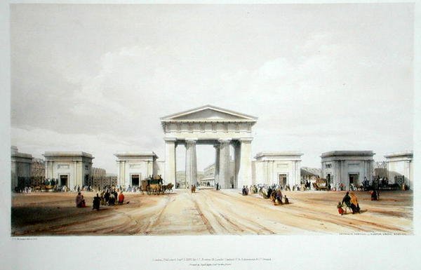 Inngangsportiko, Euston Grove Station, fra 