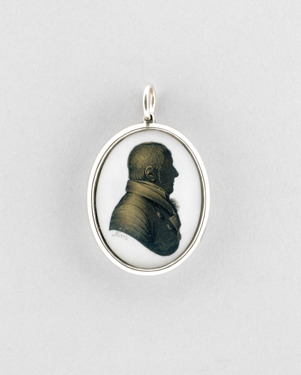 Anheng med silhuett, ca. 1795 (akvarell på elfenben, 9 karat rosa gull, perler, hår og glass) av John Field