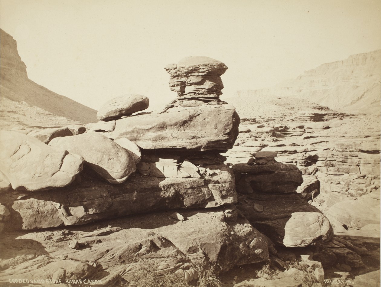 Erodert sandstein, Kanab Canyon, Utah av John K. Hillers