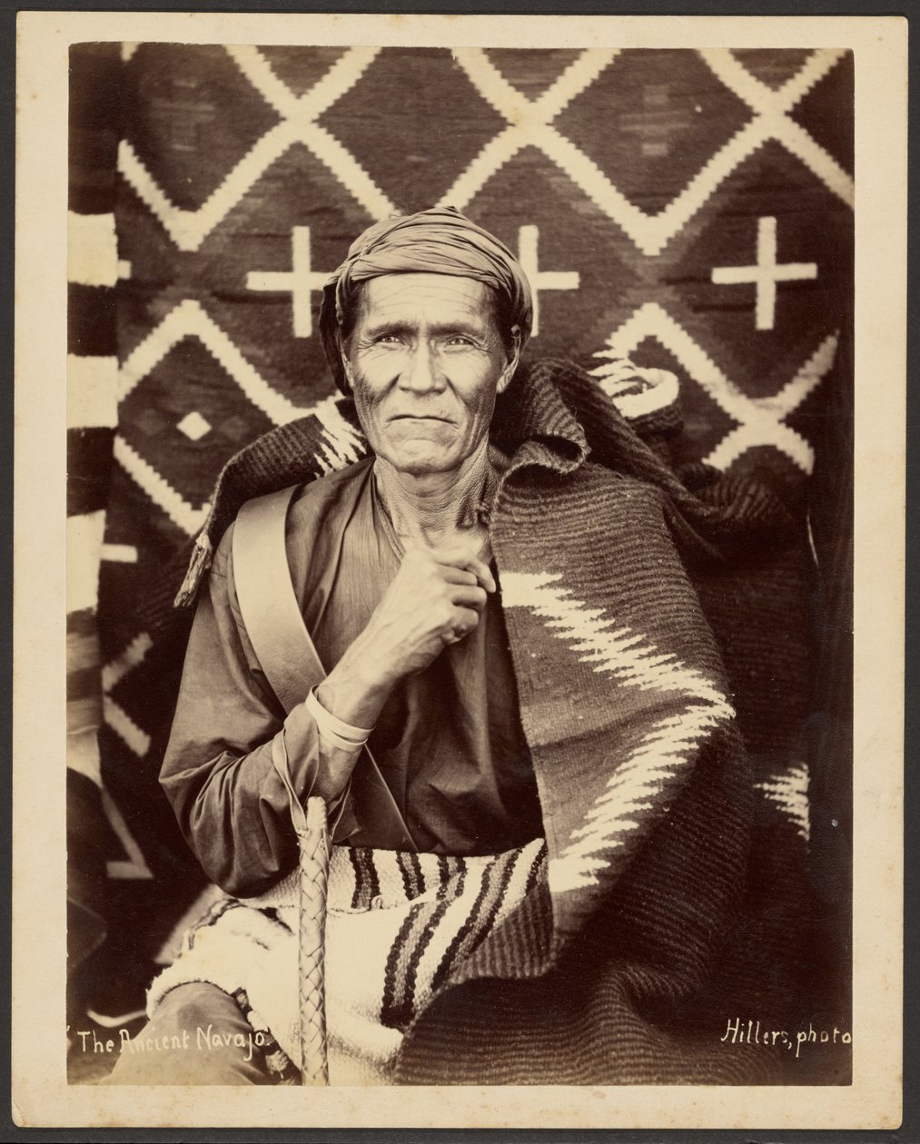  av John K. Hillers