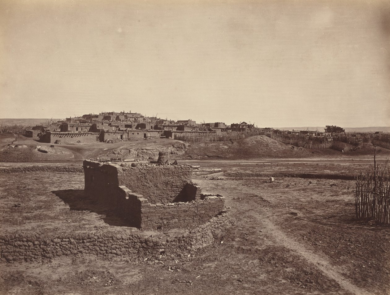 Zuni Pueblo av John K. Hillers