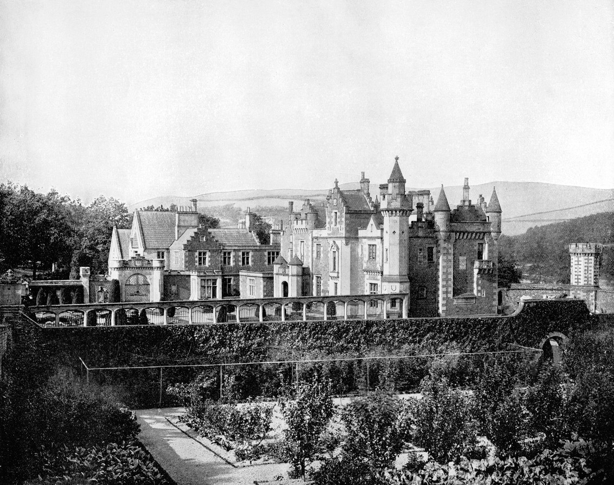 Abbotsford, Skottland, 1893. av John L. Stoddard