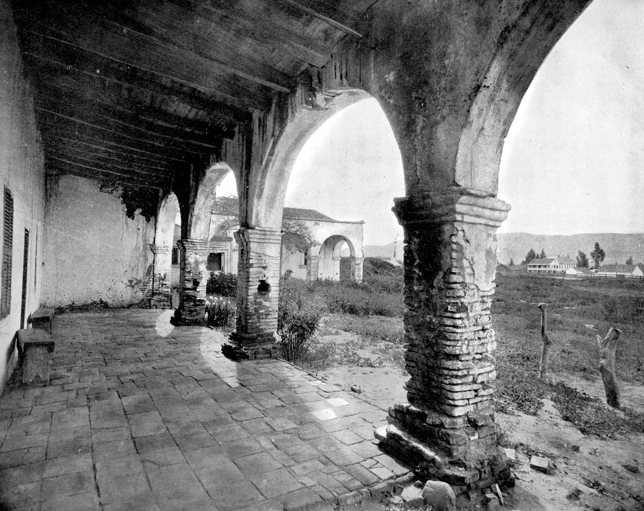 Mission of San Juan, Yosemite Valley, California, USA, 1893. av John L. Stoddard