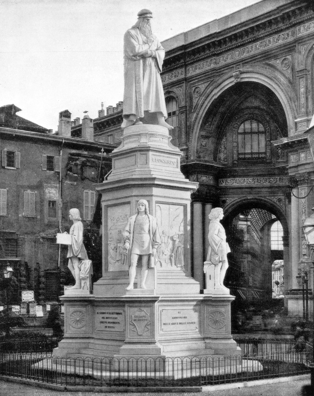 Statue av Leonardo da Vinci, Milano, Italia, sent på 1800-tallet. av John L. Stoddard