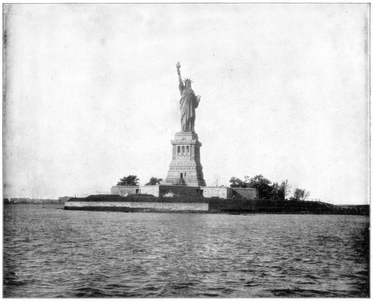 Frihetsgudinnen, New York Harbour, sent på 1800-tallet av John L. Stoddard