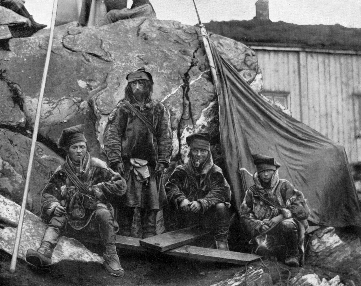 Gruppe av samer i Norge, foto c. 1890 (s/hvitt-bilde) av John Lawson Stoddard