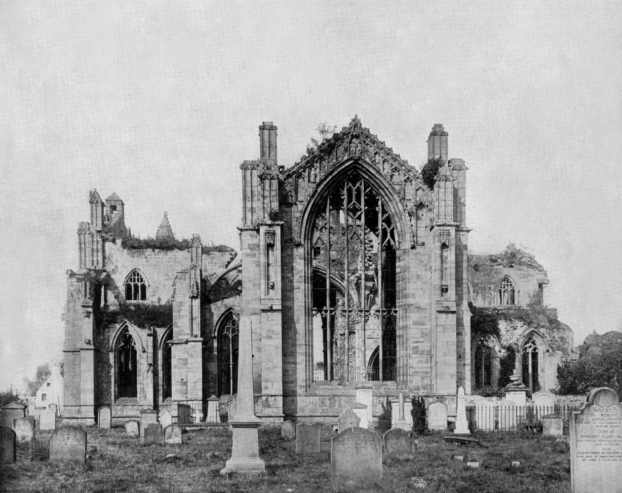 Melrose abbay i Skottland, ca. 1890 (s/hvitt-bilde) av John Lawson Stoddard