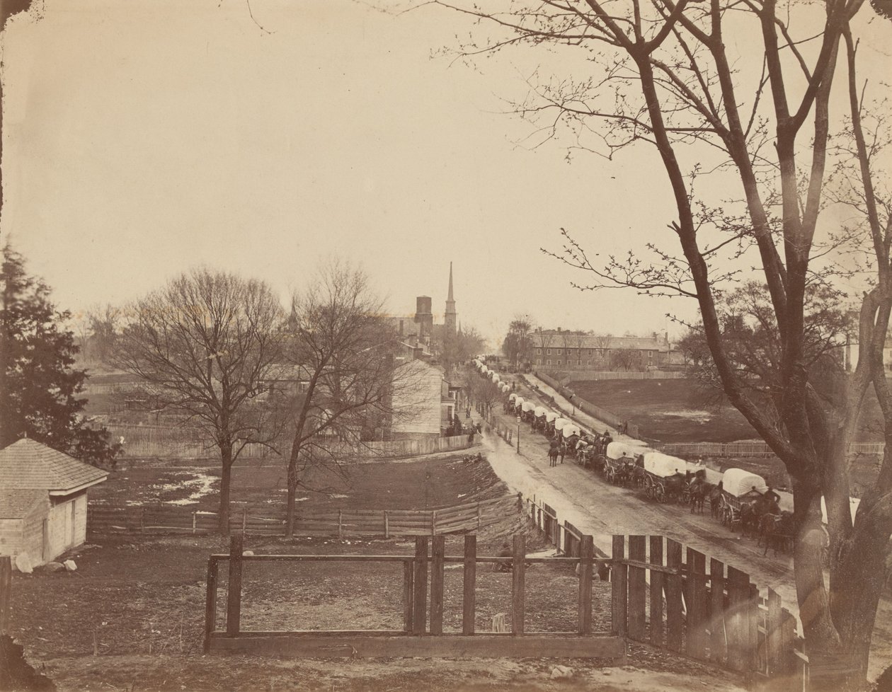 Tog av hærvogner inn i Petersburg, Virginia, april 1865. av John Reekie