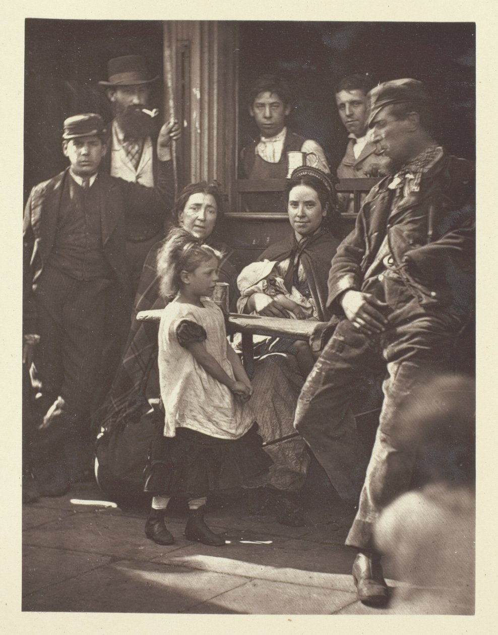 "Hookey Alf," fra White Chapel av John Thomson