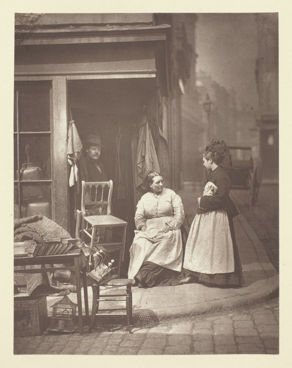 Gamle møbler av John Thomson