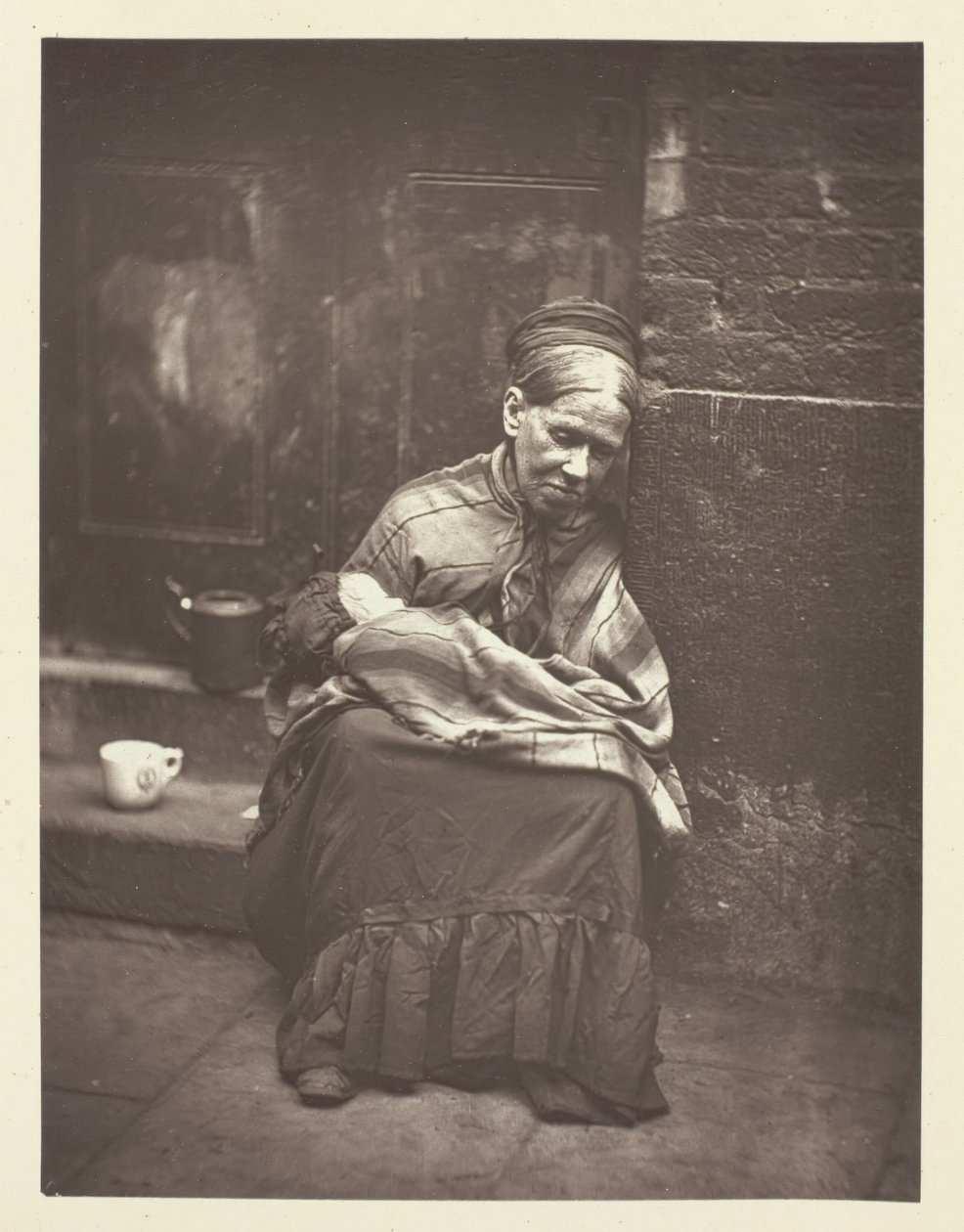 The Crawlers, 1881. av John Thomson