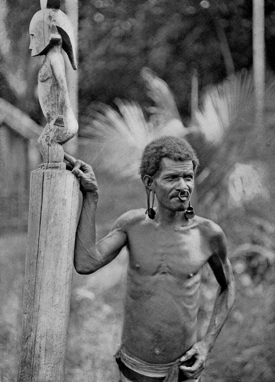 Misdannelse av ørene, Salomonøyene, 1920. av John Watt Beattie