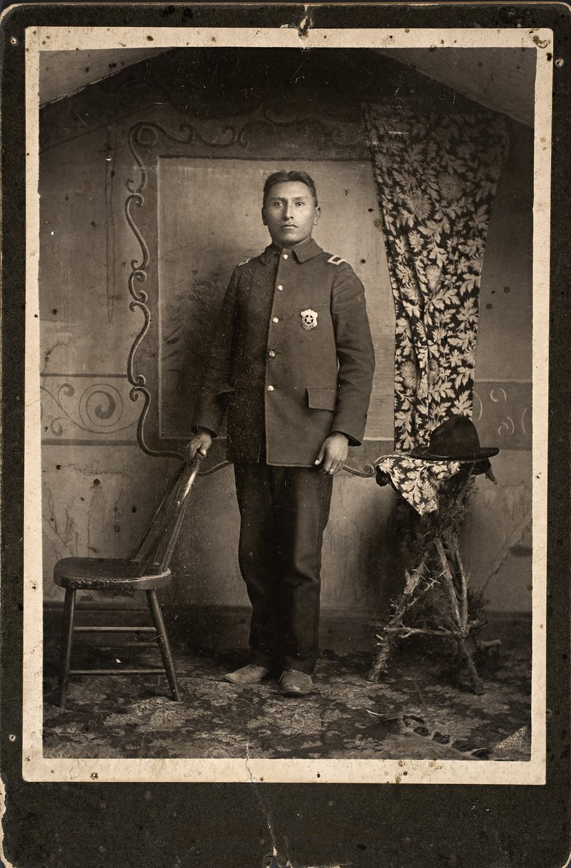 John Hinshaka, Cherry Creek, South Dakota, 1890 (albumtrykk) av Johnson Brothers