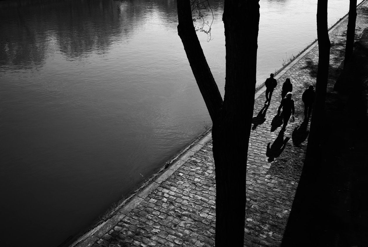  av Jon Nicholson
