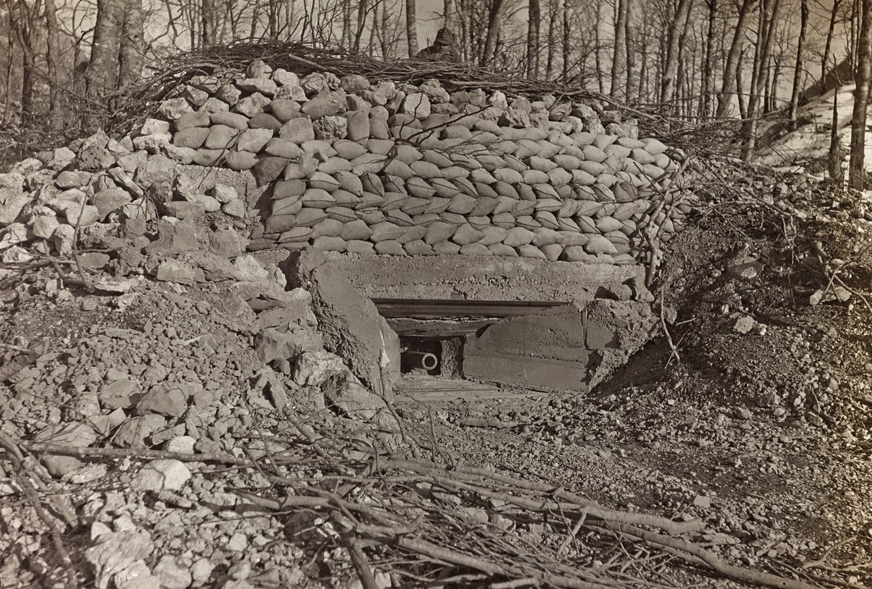 Album "Min verdenskrig - minner fra den sørvestlige fronten i Kärnten, Italia, Trentino-Alto Adige) 31/03/1915-12/11/ 1918 - Josef Zohles Vienna ": militærbunker med kanon av Josef Zohles
