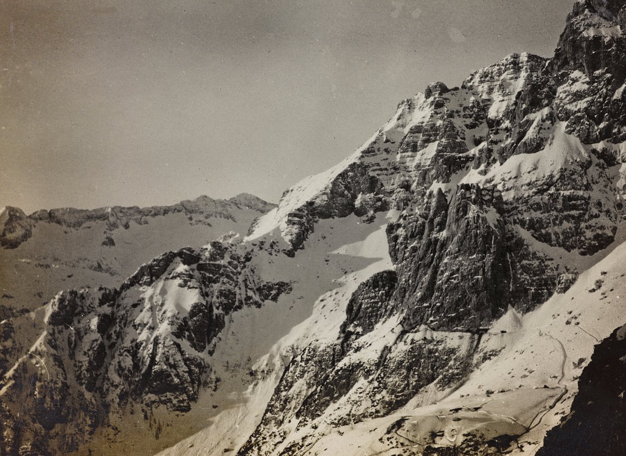 Album "Min verdenskrig - minner fra den sørvestlige fronten i Kärnten, Italia, Trentino-Alto Adige) 31/03/1915-12/11/ 1918 - Josef Zohles Wien ": Alpene (s/h foto) av Josef Zohles
