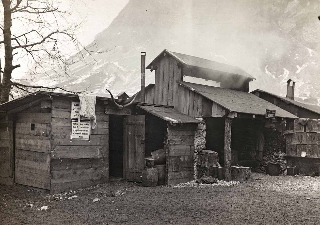 Album "Min verdenskrig - minner fra den sørvestlige fronten i Kärnten, Italia, Trentino-Alto Adige) 31/03/1915-12/11/ 1918 - Josef Zohles Vienna ": militærbrakke i So. av Josef Zohles