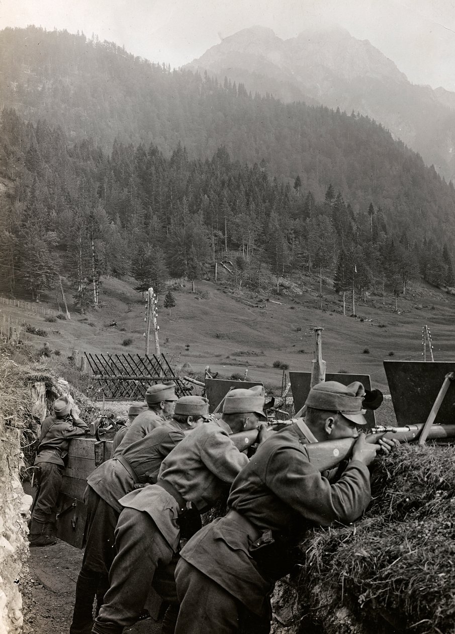 Album "Min verdenskrig - minner fra den sørvestlige fronten i Kärnten, Italia, Trentino-Alto Adige) 31/03/1915-12/11/ 1918 - Josef Zohles Vienna ": soldater i skyttergravene (f. av Josef Zohles