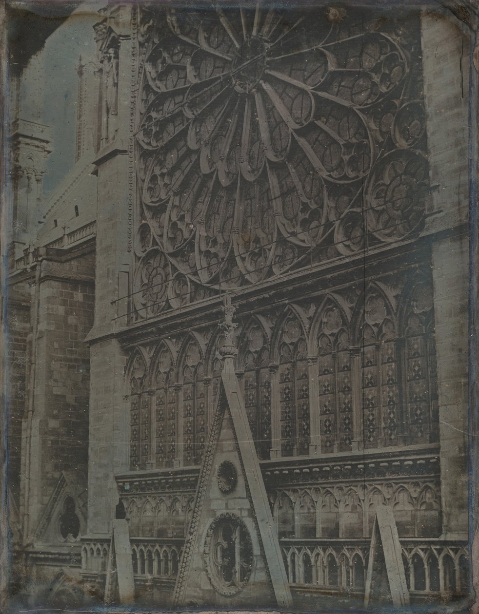Rose Window, Notre-Dame-katedralen, Paris, 1841. av Joseph Philibert Girault De Prangey