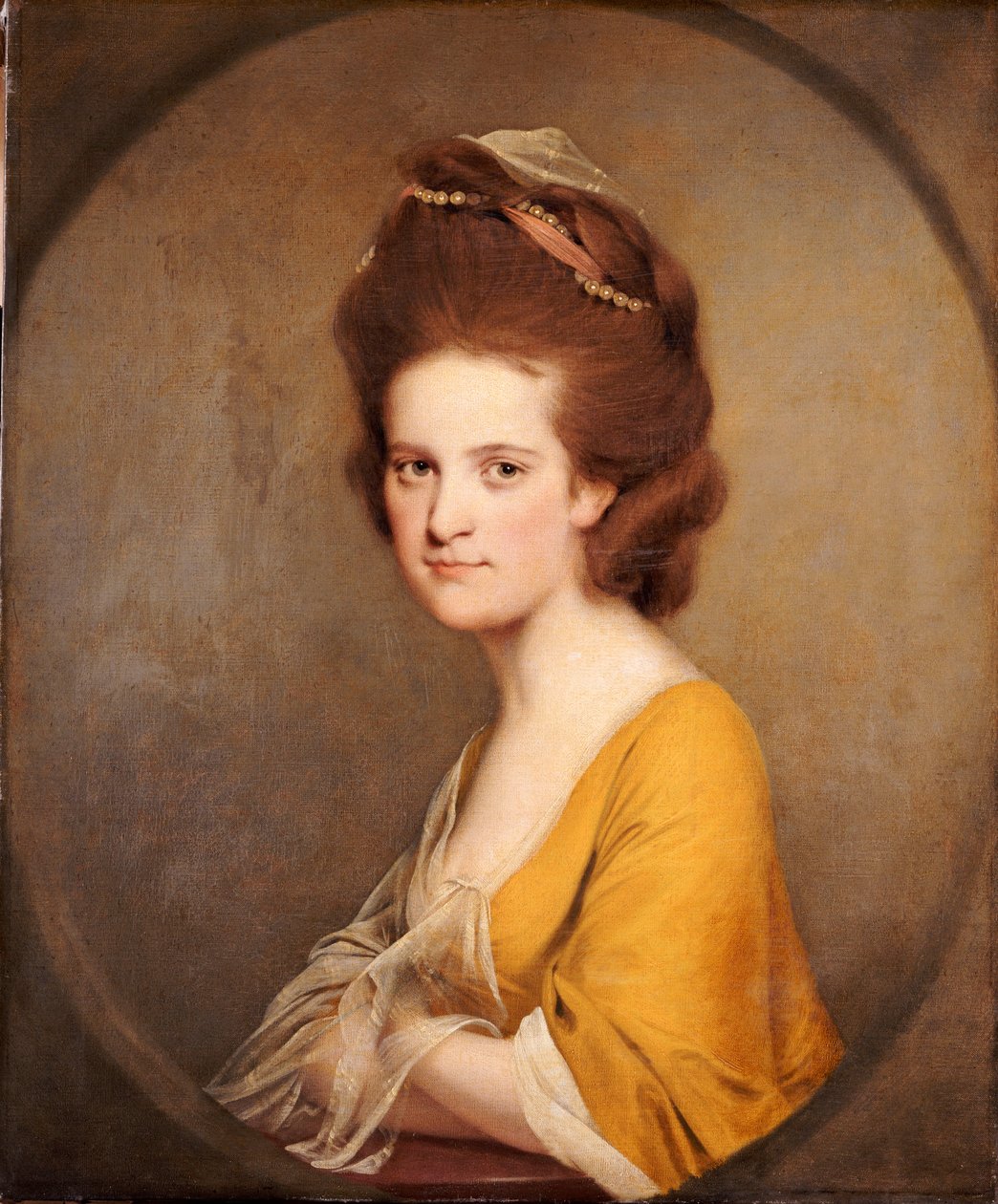 Portrett av Dorothy Hodges, halv lengde, i gul kjole av Joseph Wright of Derby