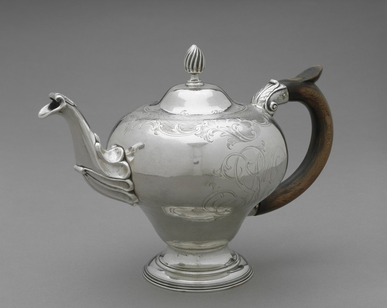 Tekanne, 1755-75 (sølv) av Joshua Richardson