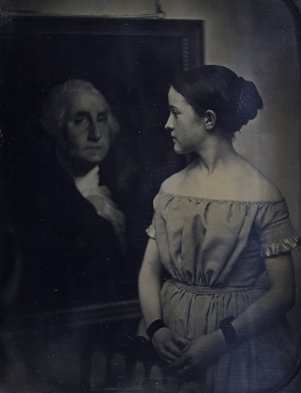 Jente med portrett av George Washington, ca. 1850. Skapere: Josiah Johnson Hawes, Albert Sands Southworth. av Josiah Johnson Hawes, Albert Sands Southworth