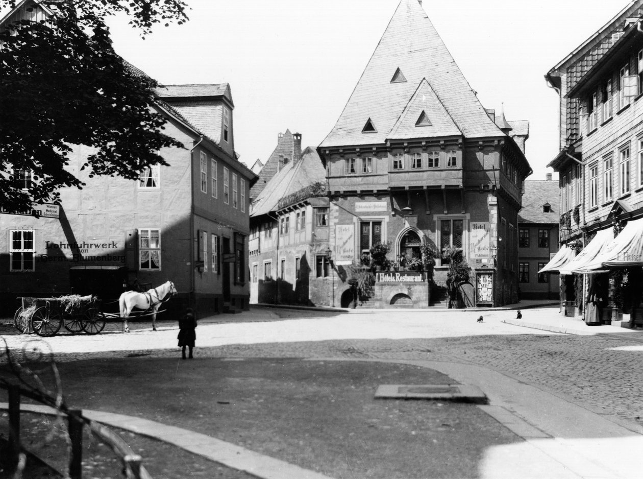 Et gammelt hotell på torget i Goslar, ca. 1910 av Jousset