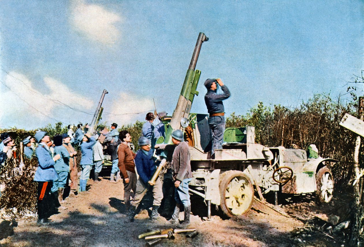 Luftvernkanoner montert på kjøretøy i aksjon, Verdun, september 1916 (autokrom) av Jules Gervais Courtellemont