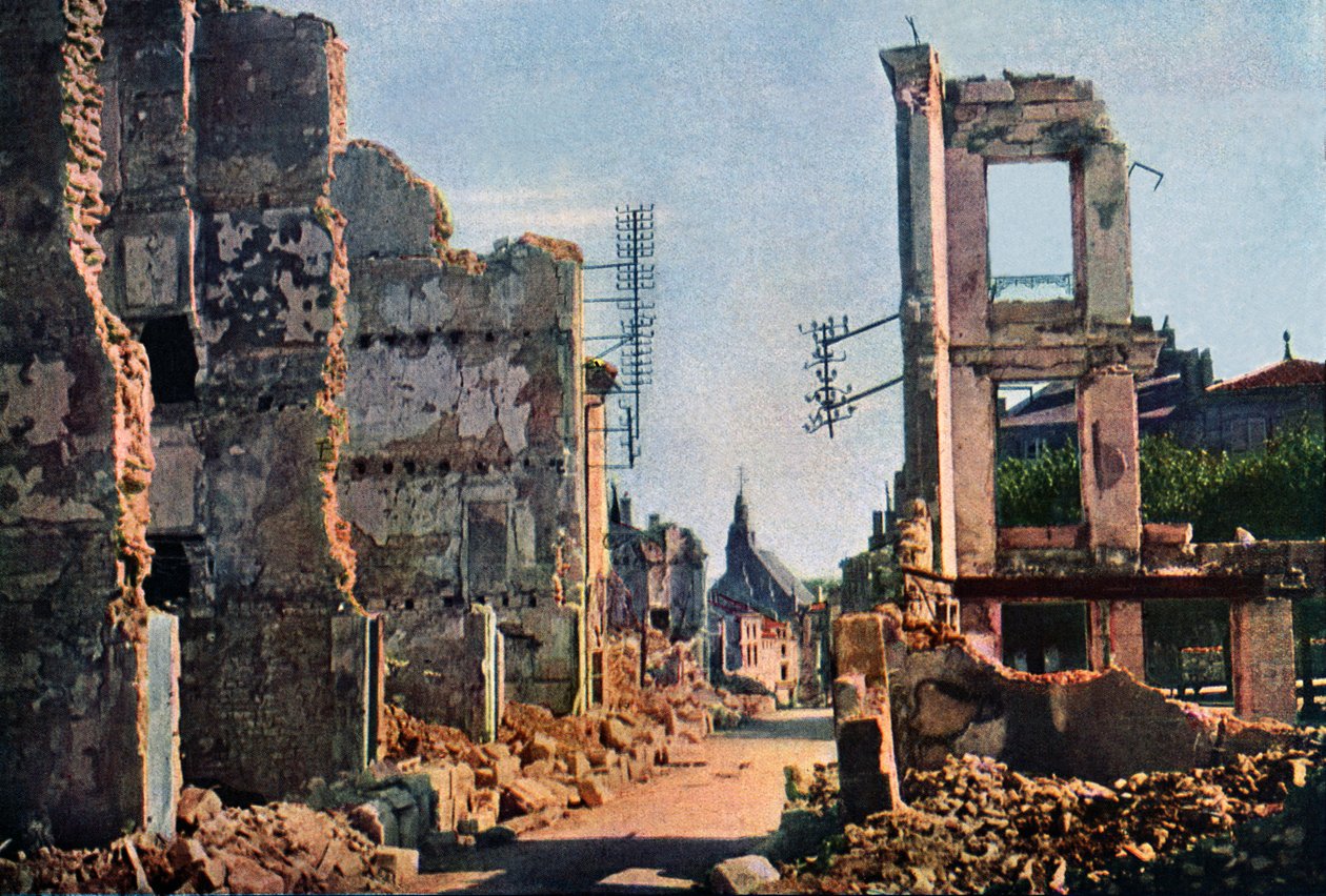 Utsikt over Verdun etter 8 måneders bombing, september 1916 (autokrom) av Jules Gervais Courtellemont