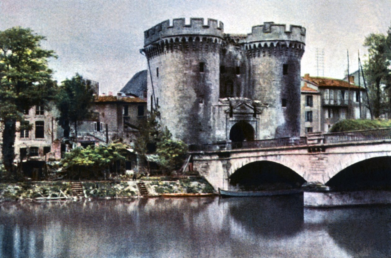 Byporten Porte de France, Verdun, september 1916 (autokrom) av Jules Gervais Courtellemont