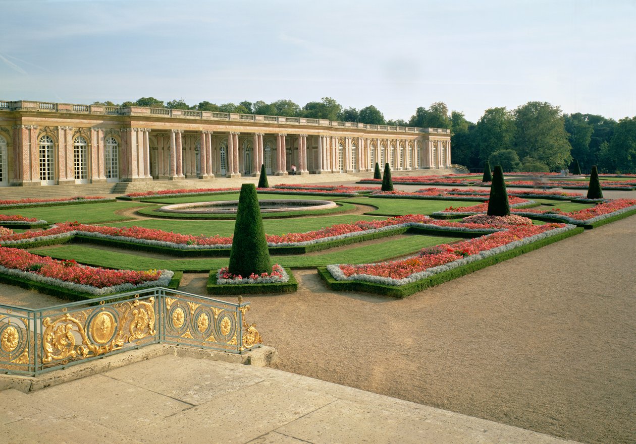 Hagefasaden til Grand Trianon, 1687 av Jules Hardouin Mansart