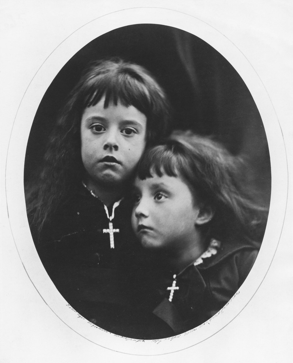 Rachel og Laura (albumtrykk) av Julia Margaret Cameron