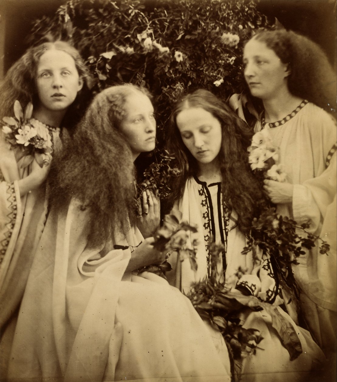 Rosebud Garden of Girls av Julia Margaret Cameron