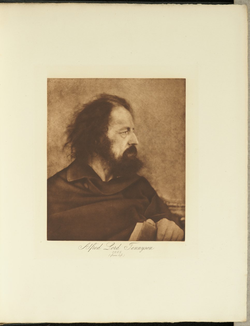 Alfred, Lord Tennyson, 1865 (Skitten munk) av Julia Margaret Cameron