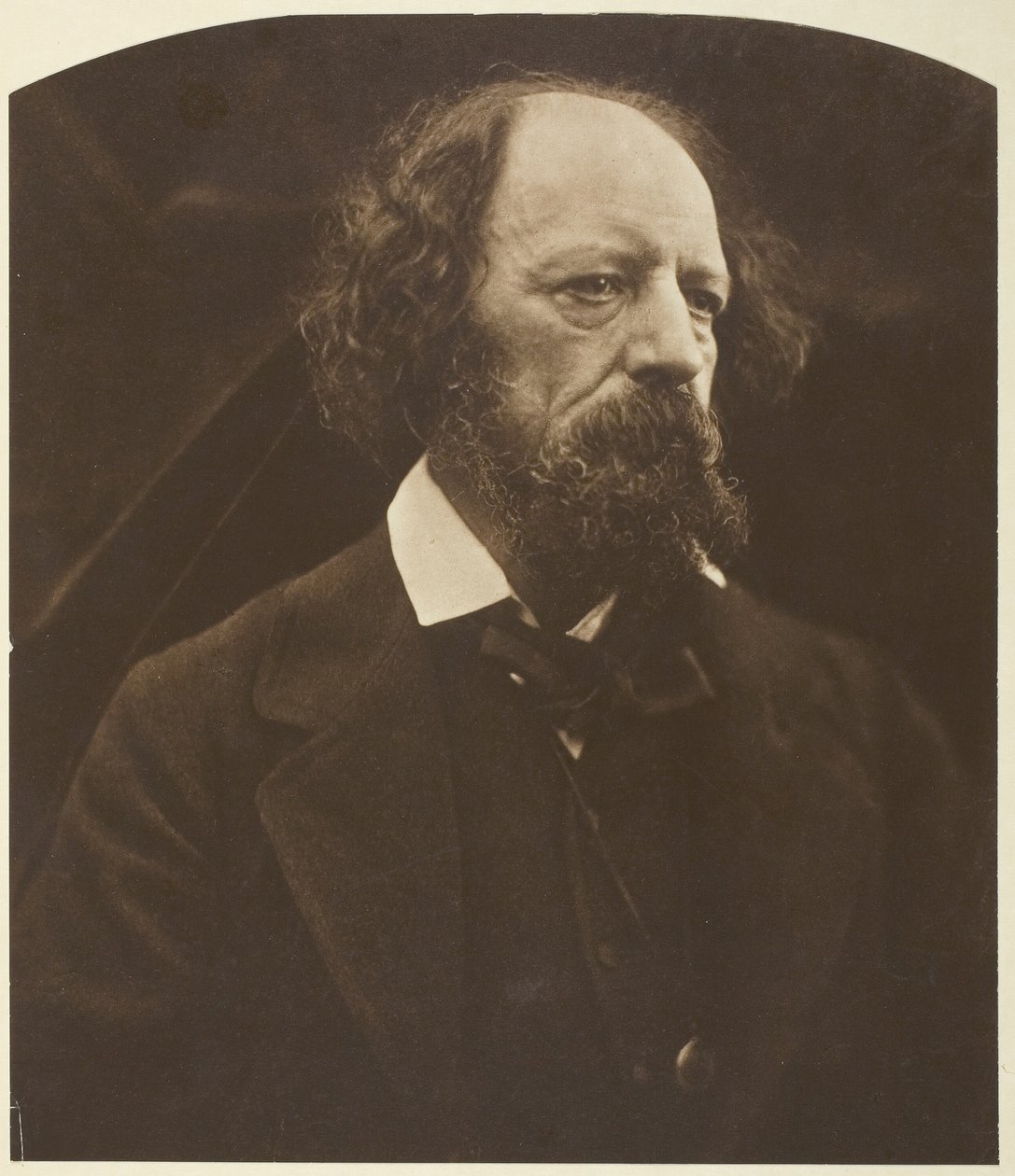 Alfred, Lord Tennyson, 1869, printed 1875.    1144162   no       norwegian Successfully Translated  Original: Damas. Intérieur de Maison. Consul Anglais (Syrie) Translat: Damas. Intérieur de Maison. Consul Anglais (Syrie) 1312543 no norwegian Successfully  av Julia Margaret Cameron